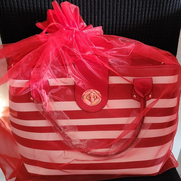 Red and White Stripe Fashion Handbag NWT - Picture 4 of 5